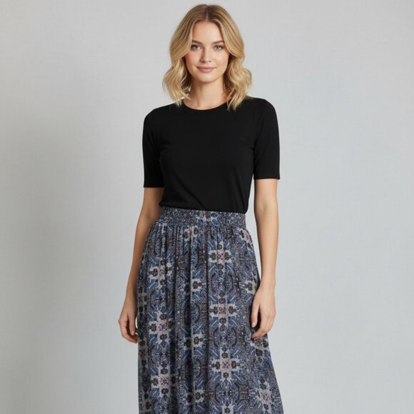 bobeau Dresses & Skirts - NWOT Bobeau Godet Maxi Skirt In Indigo Tapestry XS